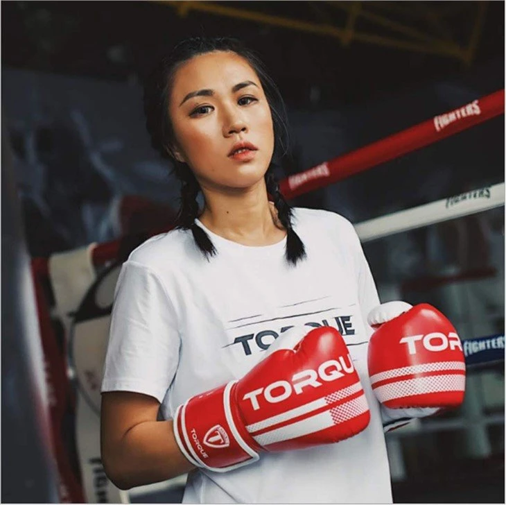 12OZ boxing gloves
